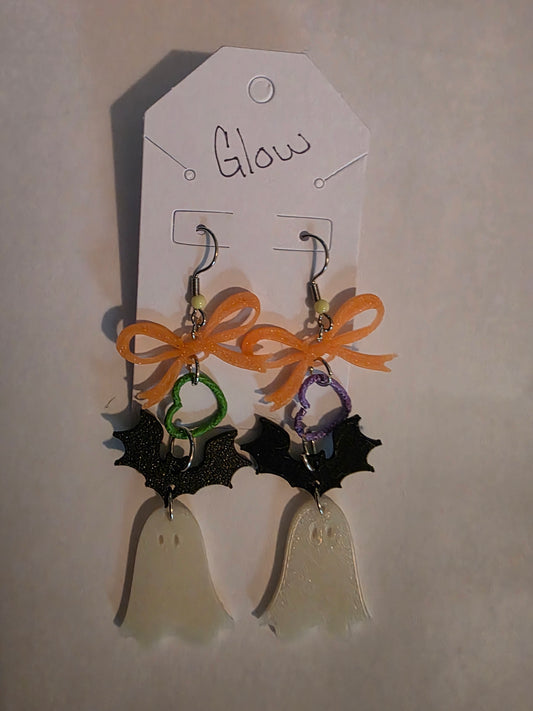 Ghost and bow glow in the dark earrings