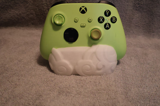 Gaming remote holder