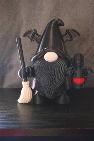 BAT LANTERN GNOME