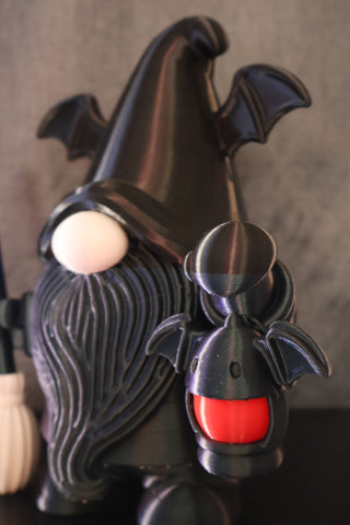 BAT LANTERN GNOME