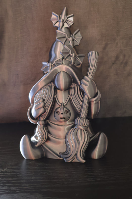 WITCH OF THE BATS GNOME