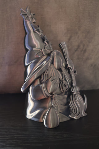 WITCH OF THE BATS GNOME