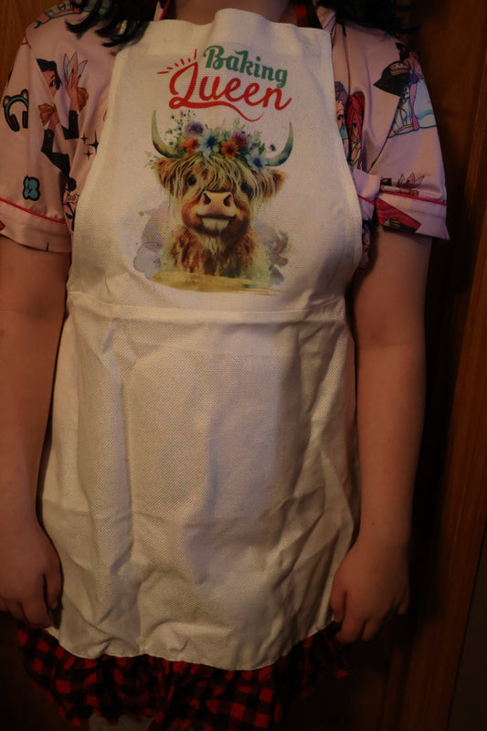 Highland Cow Baking Queen Apron set