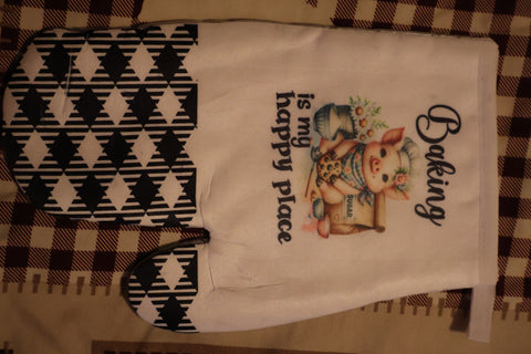 Pig Baking is My Happy Place Apron Set