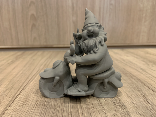 Moped gnome